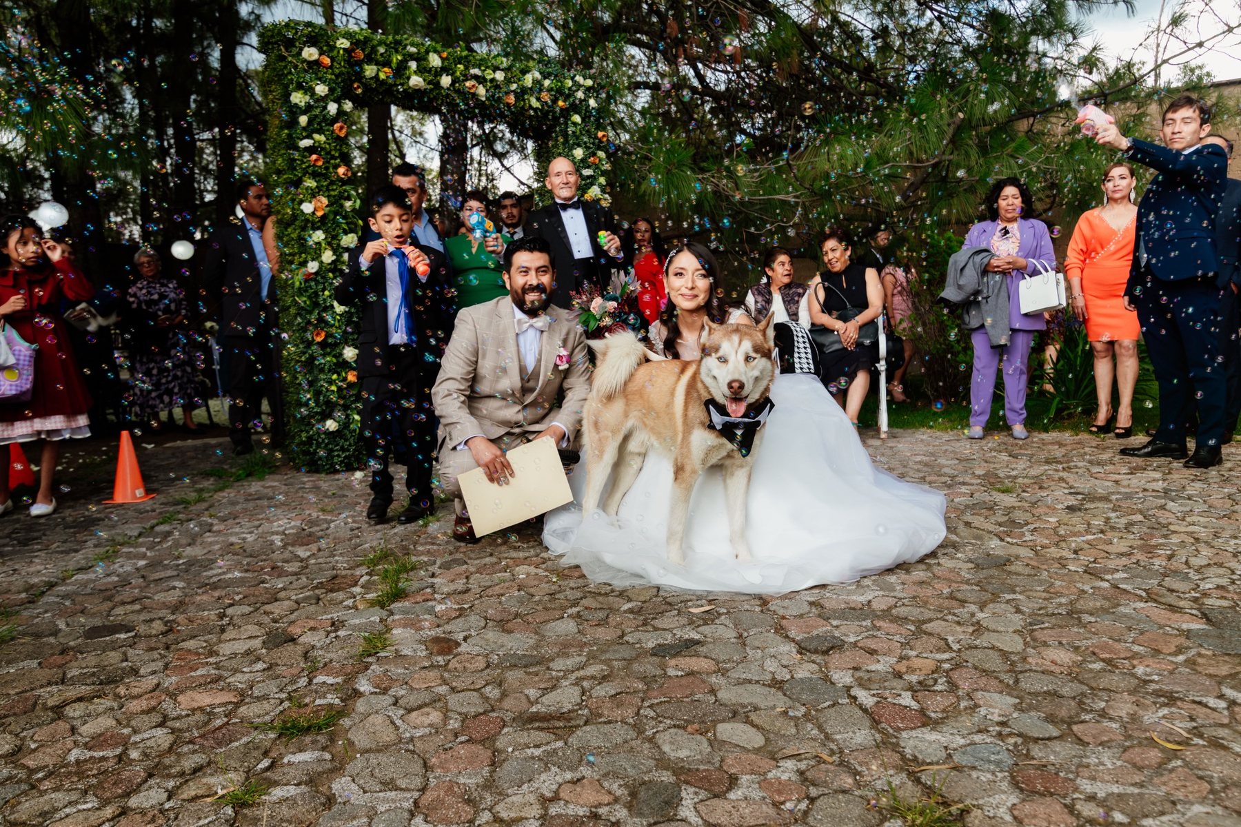 Boda de Arianna & Javier en Recepciones Casa 57 · Tlaxcala