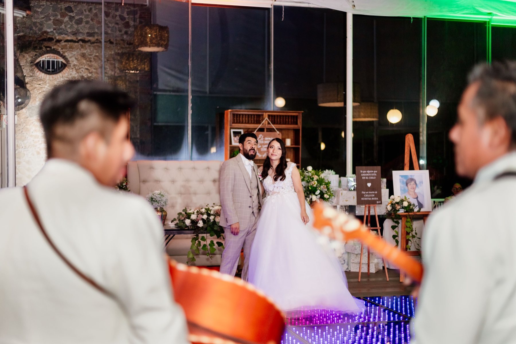 Boda de Arianna & Javier en Recepciones Casa 57 · Tlaxcala