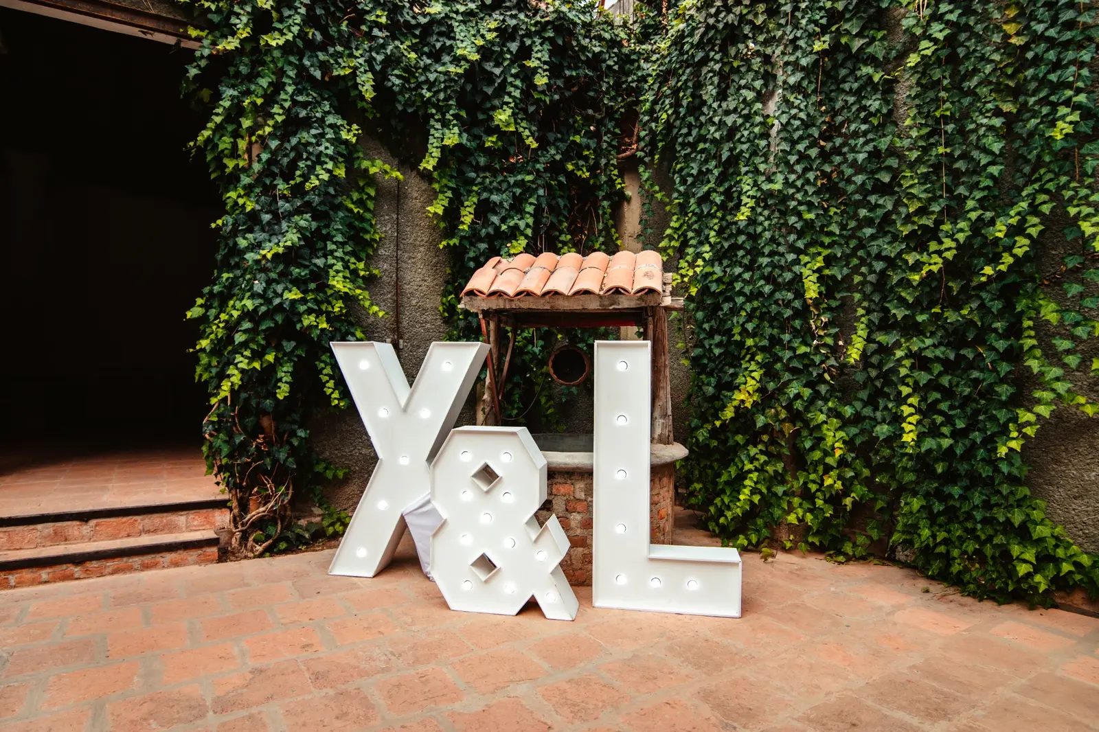Iniciales de Luis y Marlen en Hacienda San Buenaventura